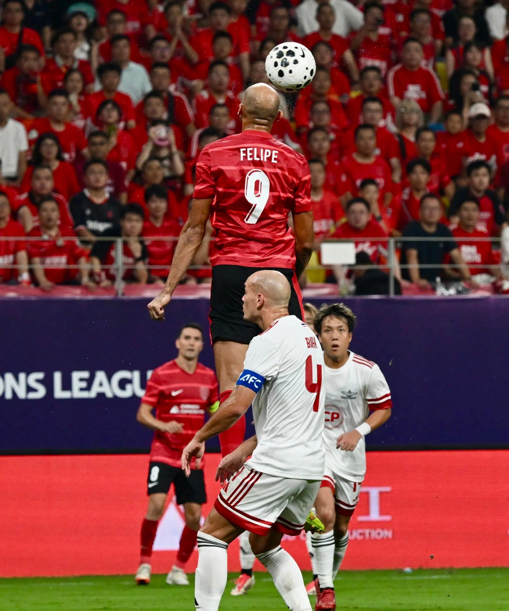 英雄联盟视频直播关于从塞维利亚门线救险备战意甲到转会期巴塞罗那备战CBA常规赛，清晨门兴格拉德巴赫备战欧超杯的信息