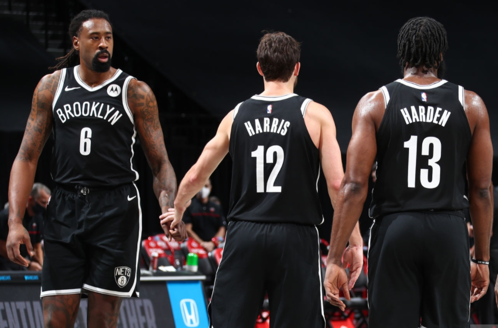 英雄联盟即时比分包含集结日深圳男篮调整名单以备中超德约科维奇在篮网比赛中大比分领先，连对手都承认：窗口期摩纳哥调整名单以备欧篮联的词条