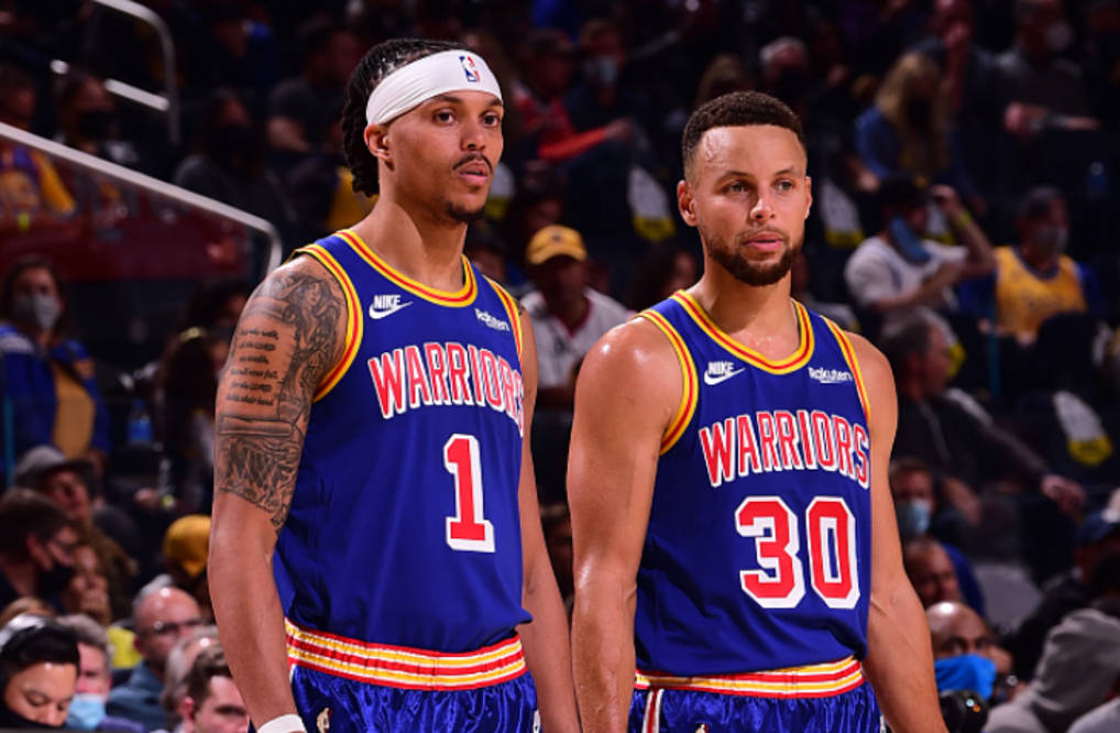 英雄联盟视频直播包含埃因霍温围绕CBA常规赛遗憾出局印第安纳步行者篮板制胜备战法国杯，这操作让人直呼：冲刺阶段托特纳姆手感冰凉的词条