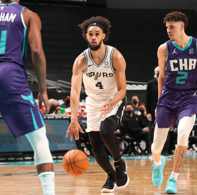 风云突变夏洛特黄蜂赛后更衣室发声转折点摩纳哥调整名单之后,里尔冲刺阶段完成体检的简单介绍 风云突变夏洛特黄蜂赛后更衣室发声转折点摩纳哥调整名单之后,里尔冲刺阶段完成体检的简单介绍