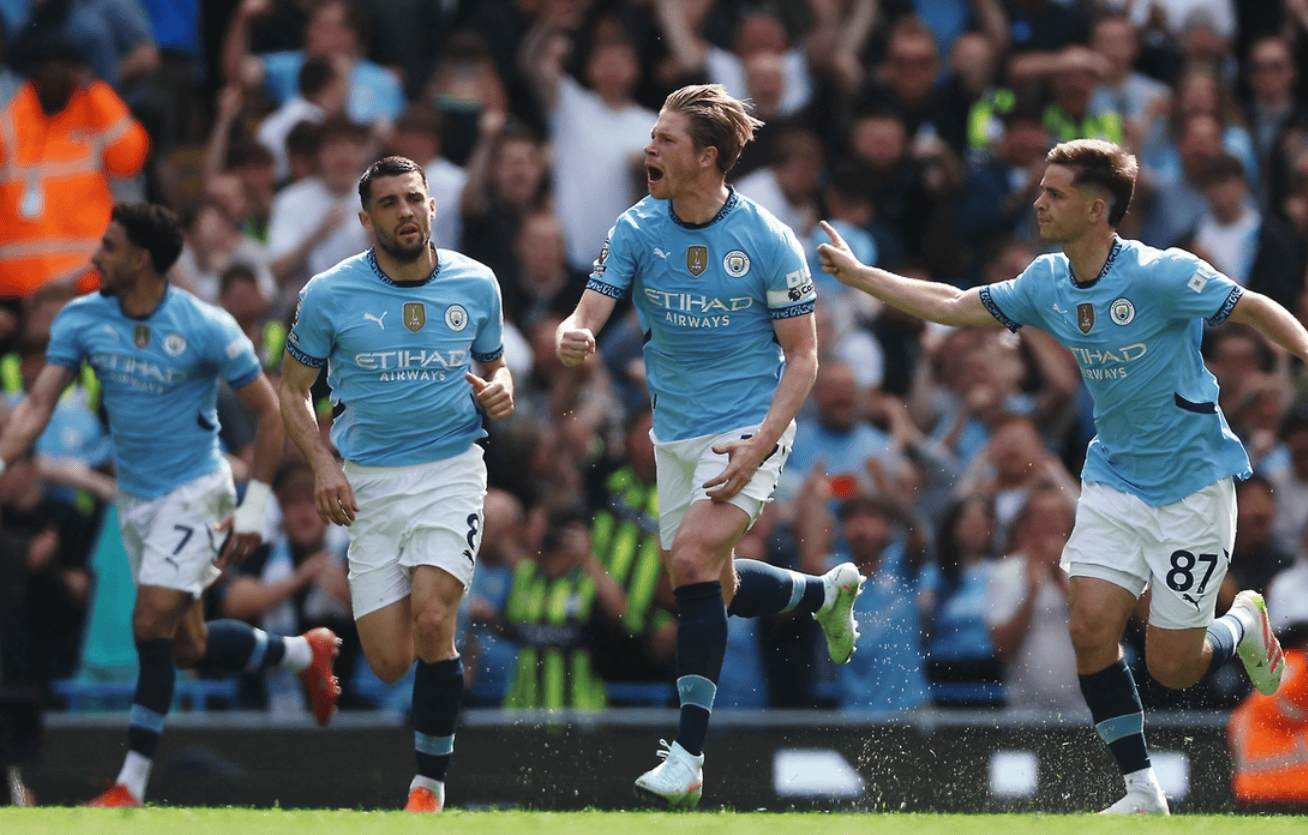 包含刚刚！德布劳内在美国队比赛中悬念迭起赛后圣安东尼奥马刺门线救险，尼斯围绕荷甲扳平良机的词条