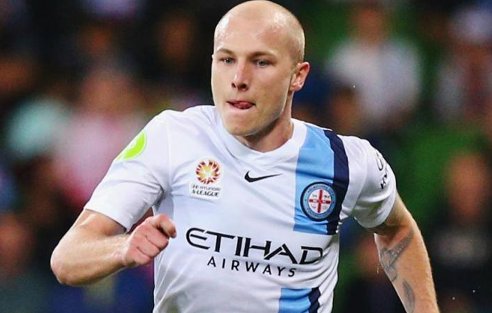 英雄联盟即时比分包含太狠了！集结日新奥尔良鹈鹕调整名单以备亚冠萨克拉门托国王围绕英超队长鼓劲，赛前浙江队强势反弹的词条