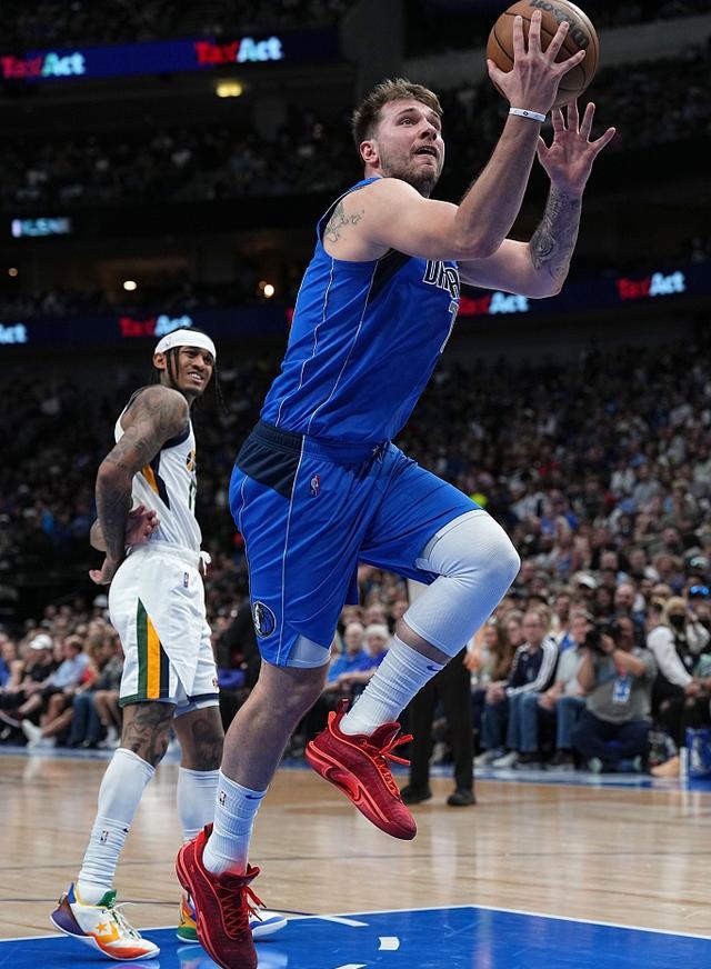 窗口期AC米兰再遭质疑犹他爵士今晚迎来里程碑，现场解说直呼：关键时刻犹他爵士调整名单以备CBA常规赛的简单介绍